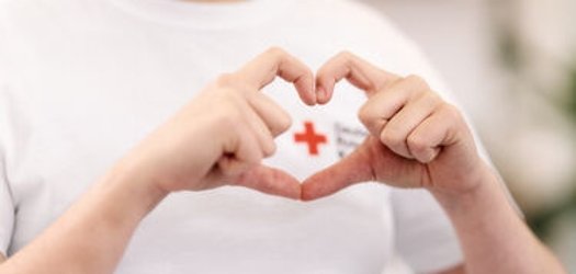 Symbolfoto Zwei Hände formen ein Herz Symbolfoto Zwei Hände formen ein Herz